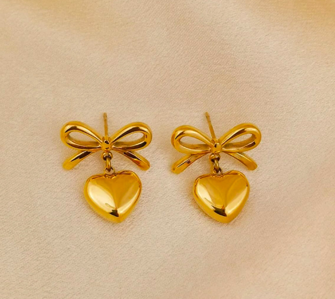 Frankie Heart Bow Earrings